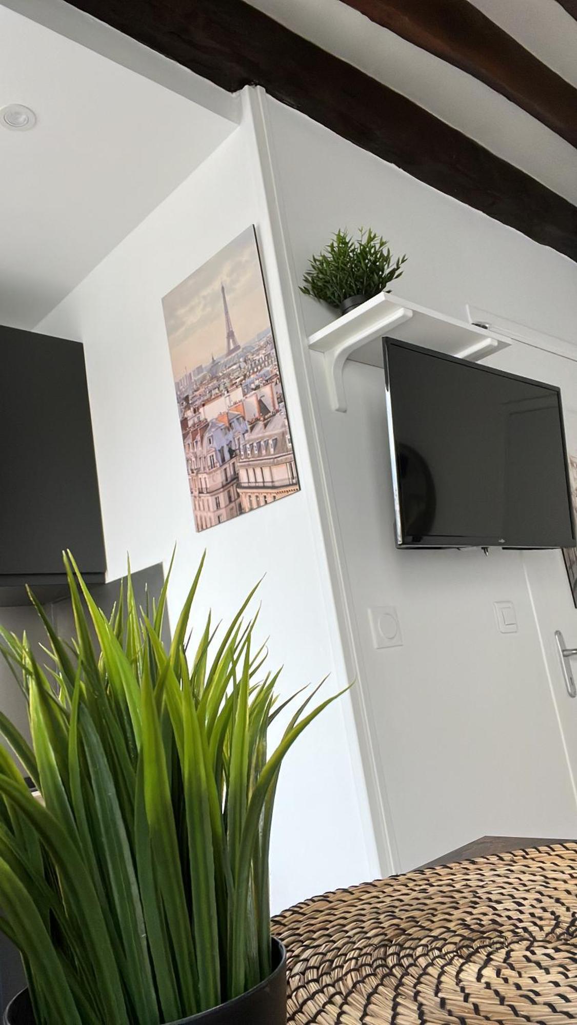 Charmant Studio Au Coeur Du Marais Париж Екстериор снимка